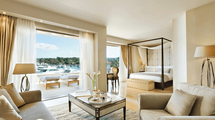 Junior Suite Marina Front 